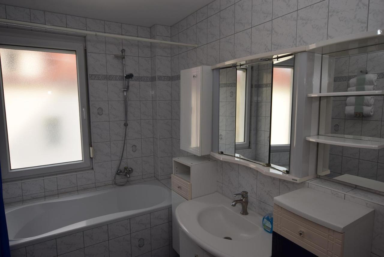 Apartment Stuttgart Suedheim Buitenkant foto