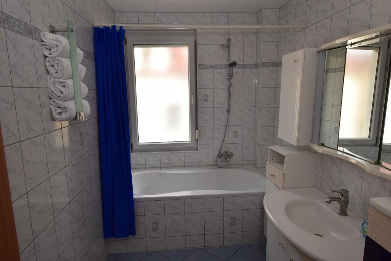Apartment Stuttgart Suedheim Buitenkant foto